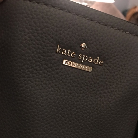 Kate Spade Purse - Picture 3 of 8